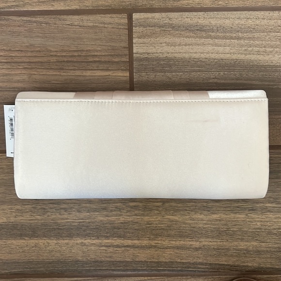 Gunne Sax by Jessica McClintock Pleated Clutch NWT - Picture 3 of 10